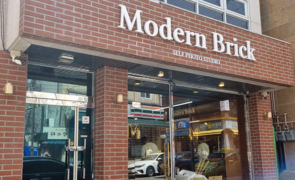 무인사진관 'Modern Brick' 포토키오스크 납품